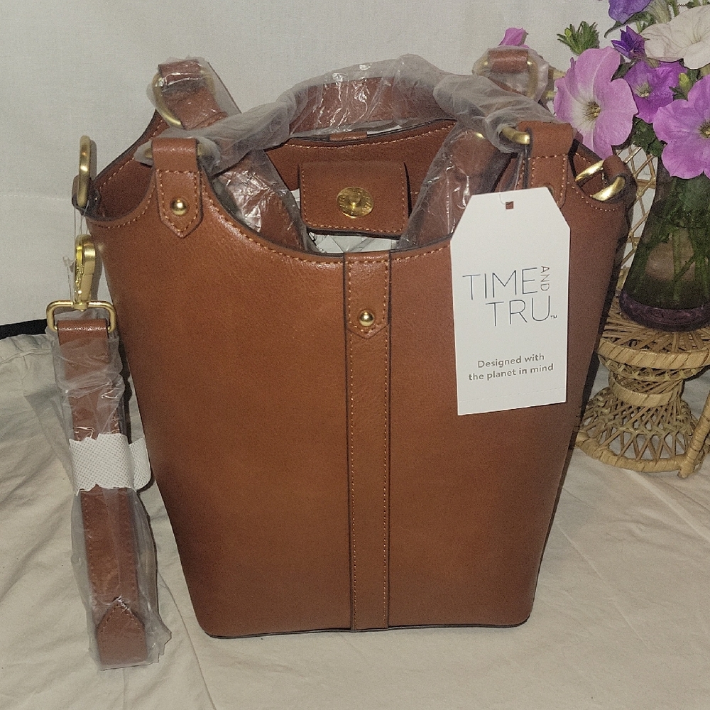 Time and Tru Brown Tote Bag with Classic Silhouette